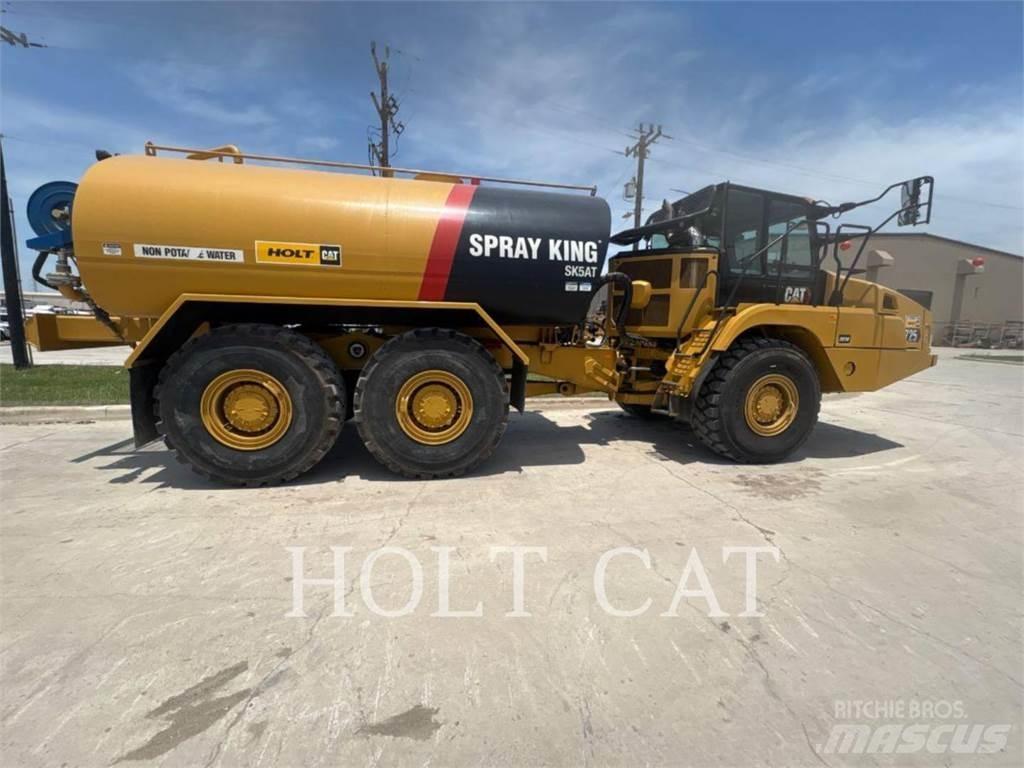 CAT W00 725 Cisternové vozy
