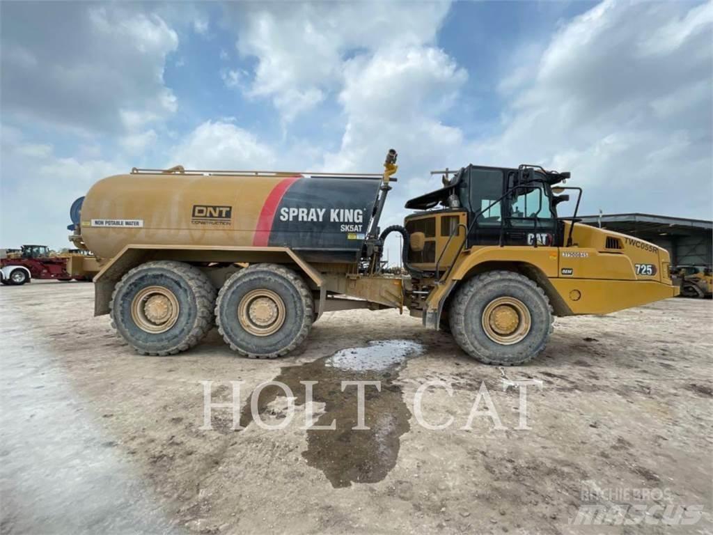 CAT W00 725 Cisternové vozy