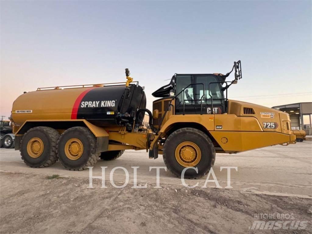 CAT W00 725 Cisternové vozy