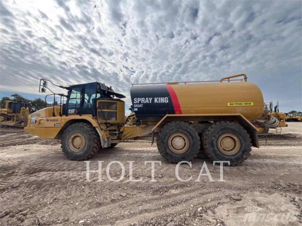 CAT W00 725 Cisternové vozy