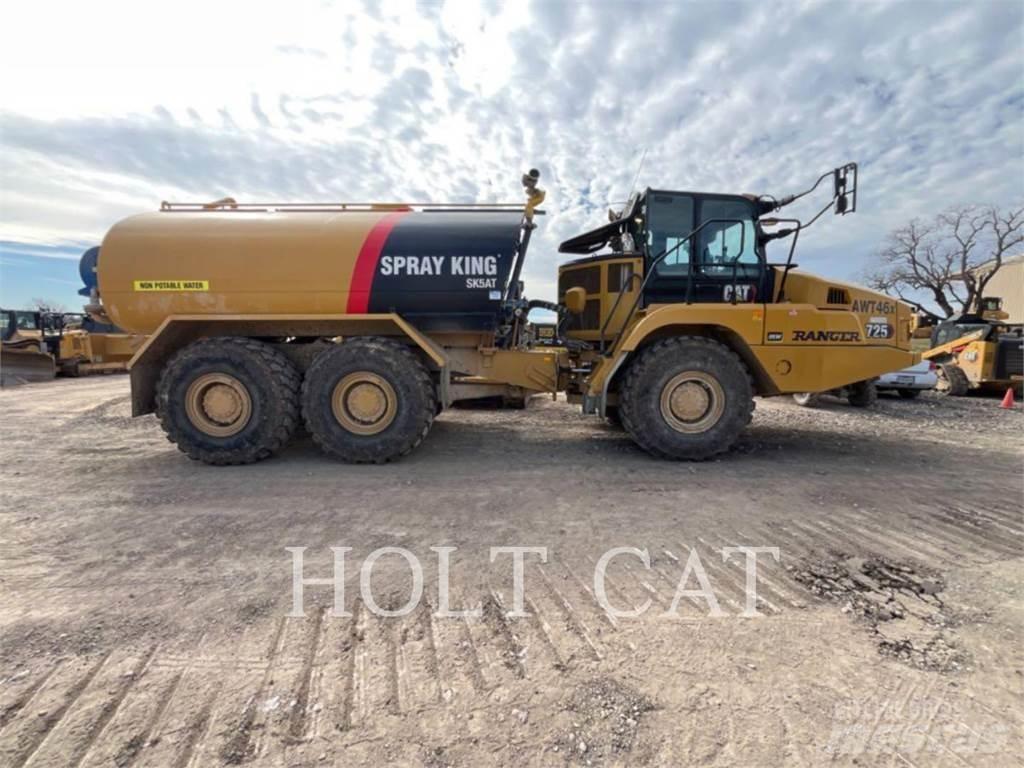 CAT W00 725 Cisternové vozy