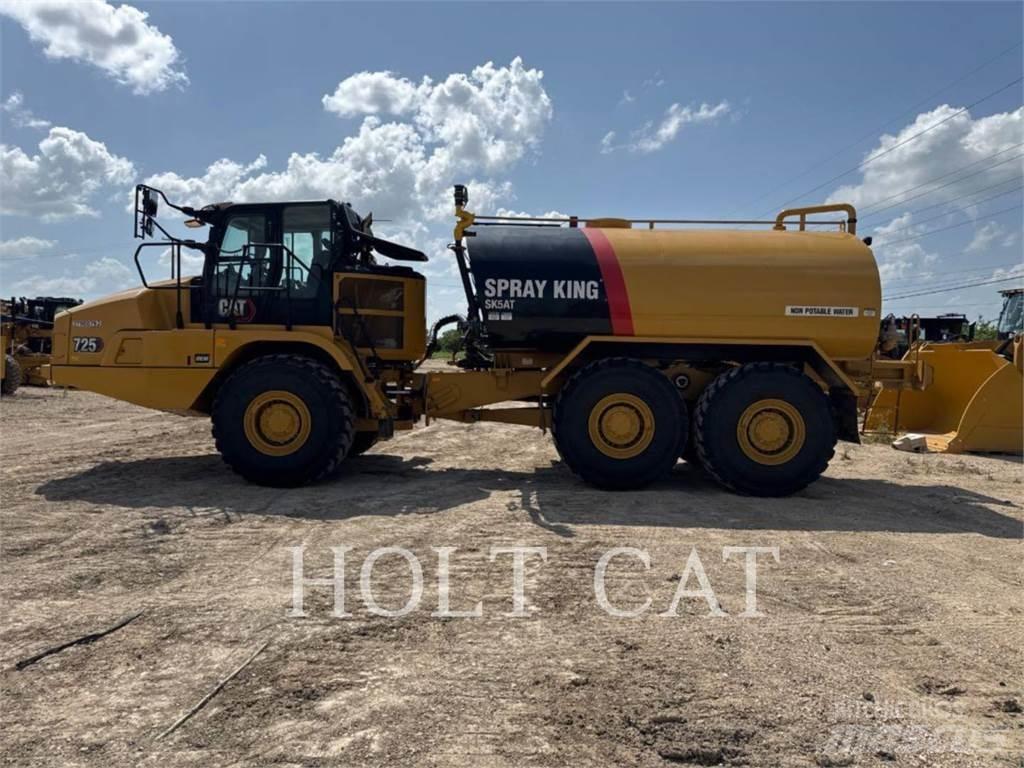 CAT W00 725 Cisternové vozy