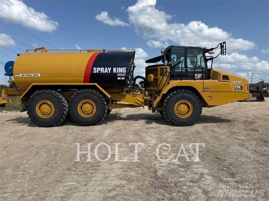 CAT W00 725 Cisternové vozy