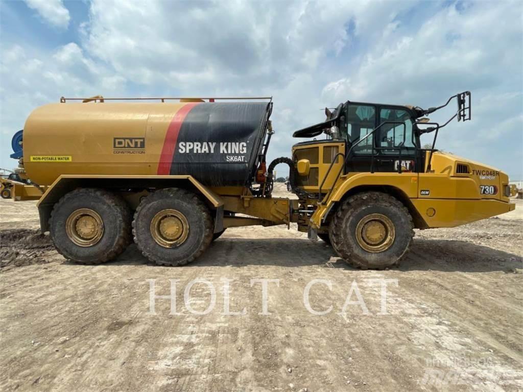 CAT W00 730 Cisternové vozy