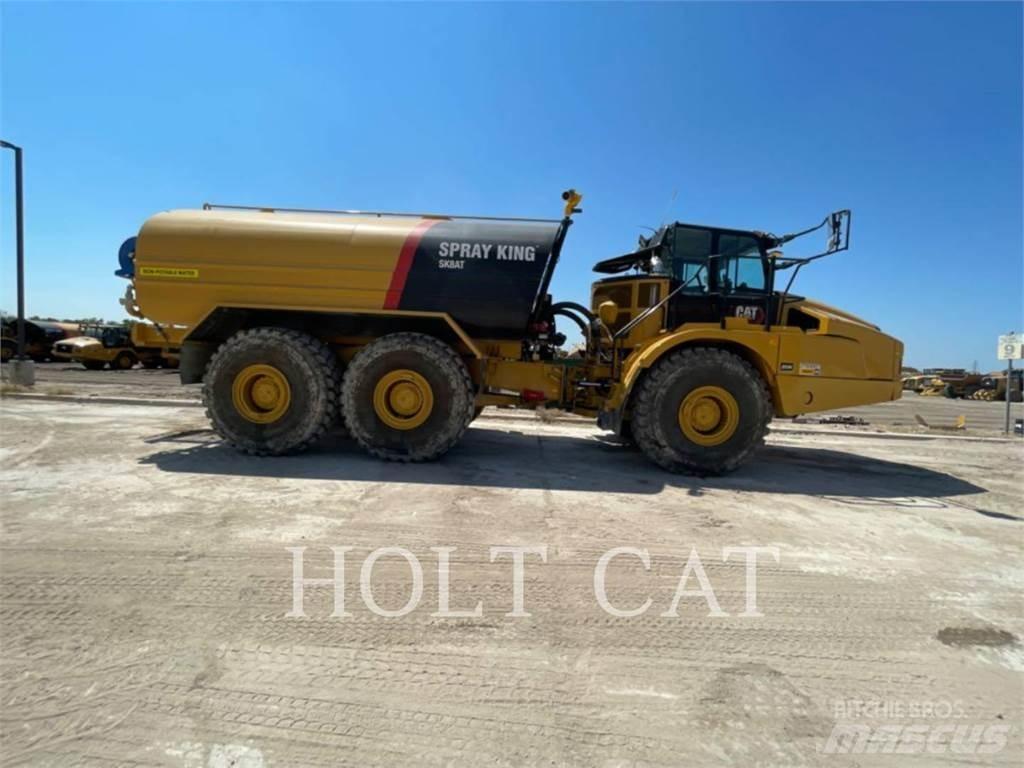 CAT W00 740 Cisternové vozy