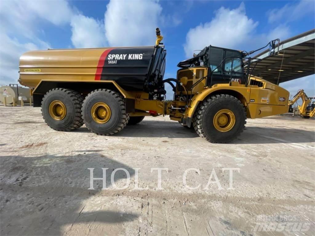 CAT W00 740 Cisternové vozy