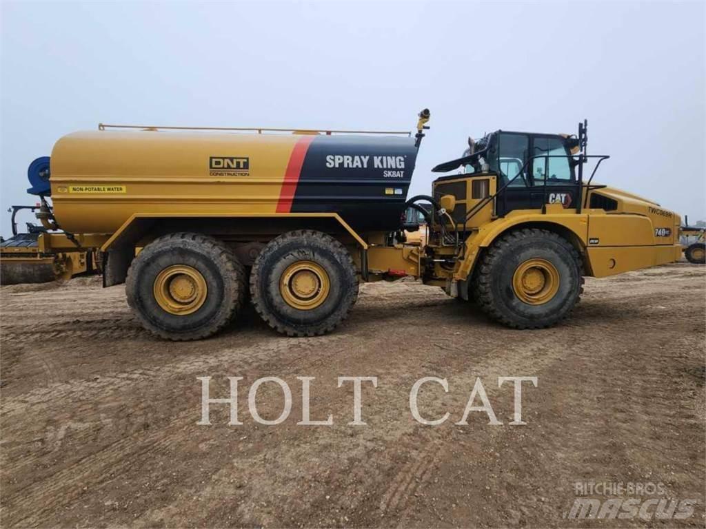 CAT W00 740 Cisternové vozy