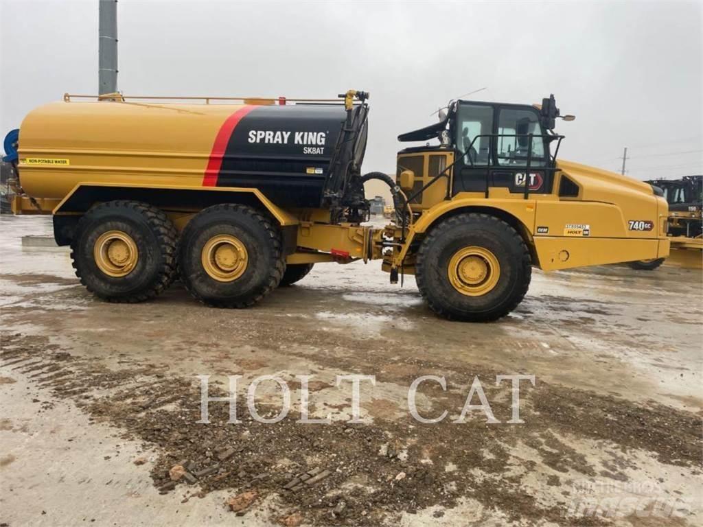 CAT W00 740 Cisternové vozy