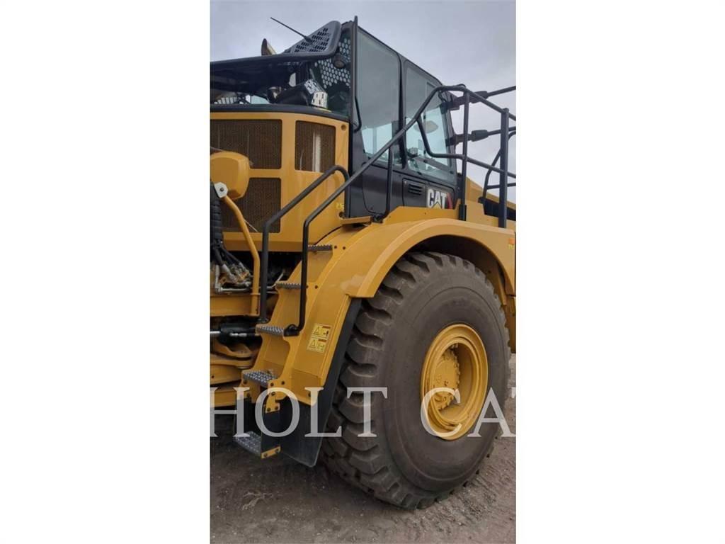 CAT W00 740GC Cisternové vozy
