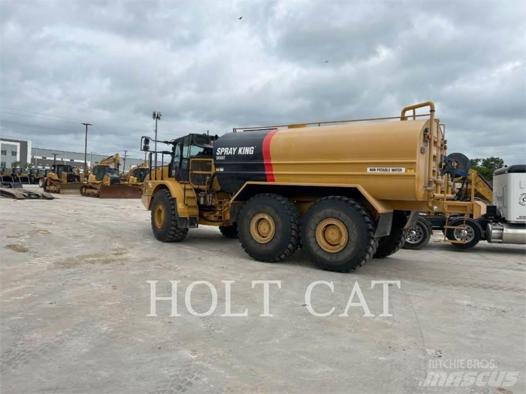 CAT W00 740GC Cisternové vozy