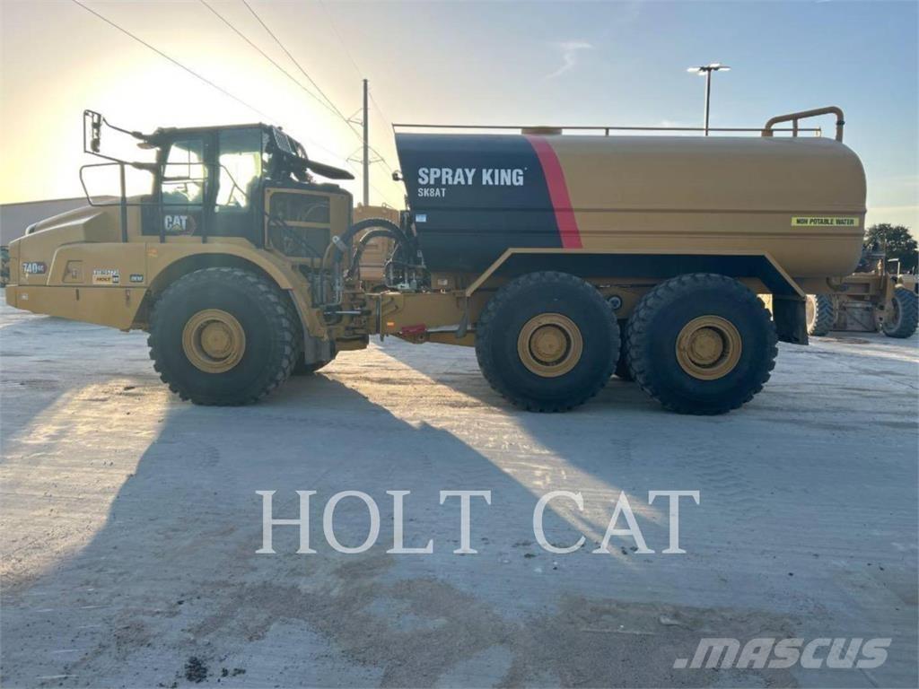 CAT W00 740GC Cisternové vozy
