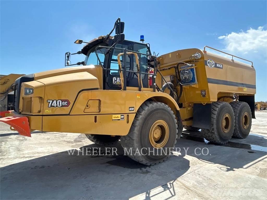 CAT WT 740 GC Cisternové vozy