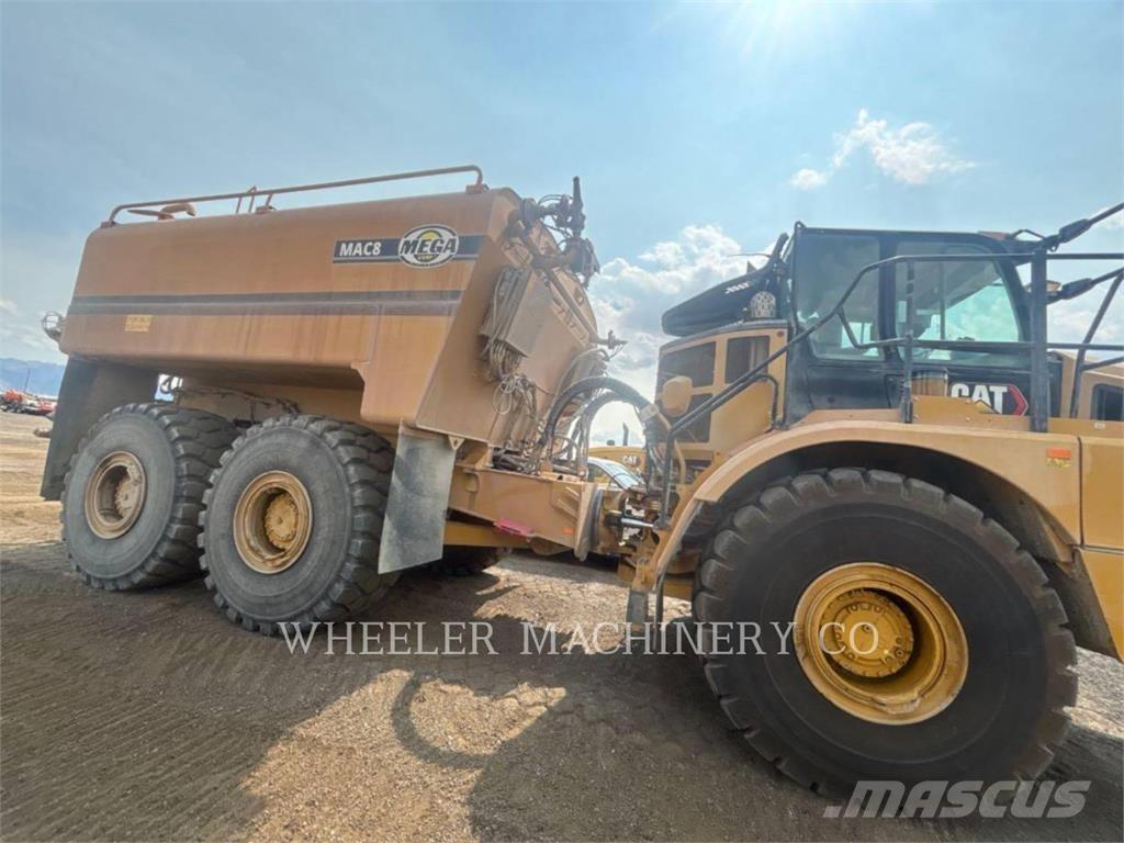 CAT WT 740 GC Cisternové vozy