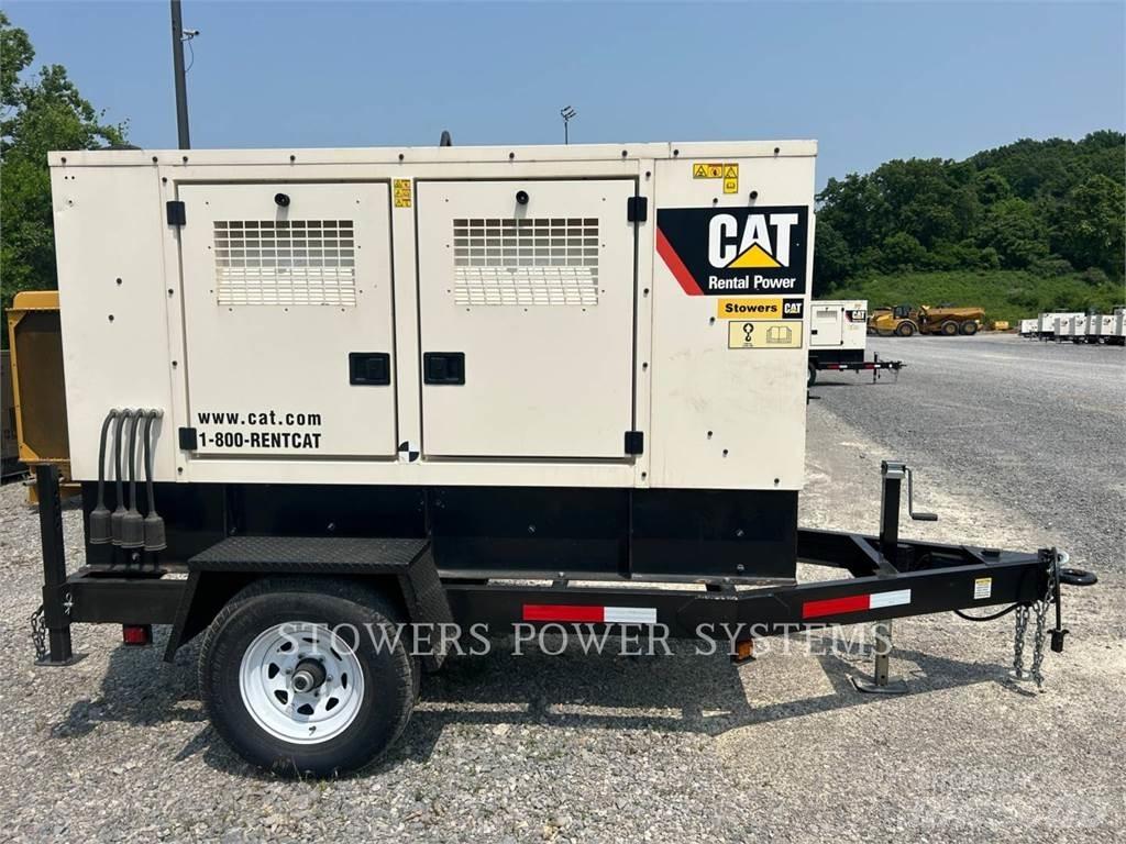 CAT XQ-60 48KW Ostatní generátory