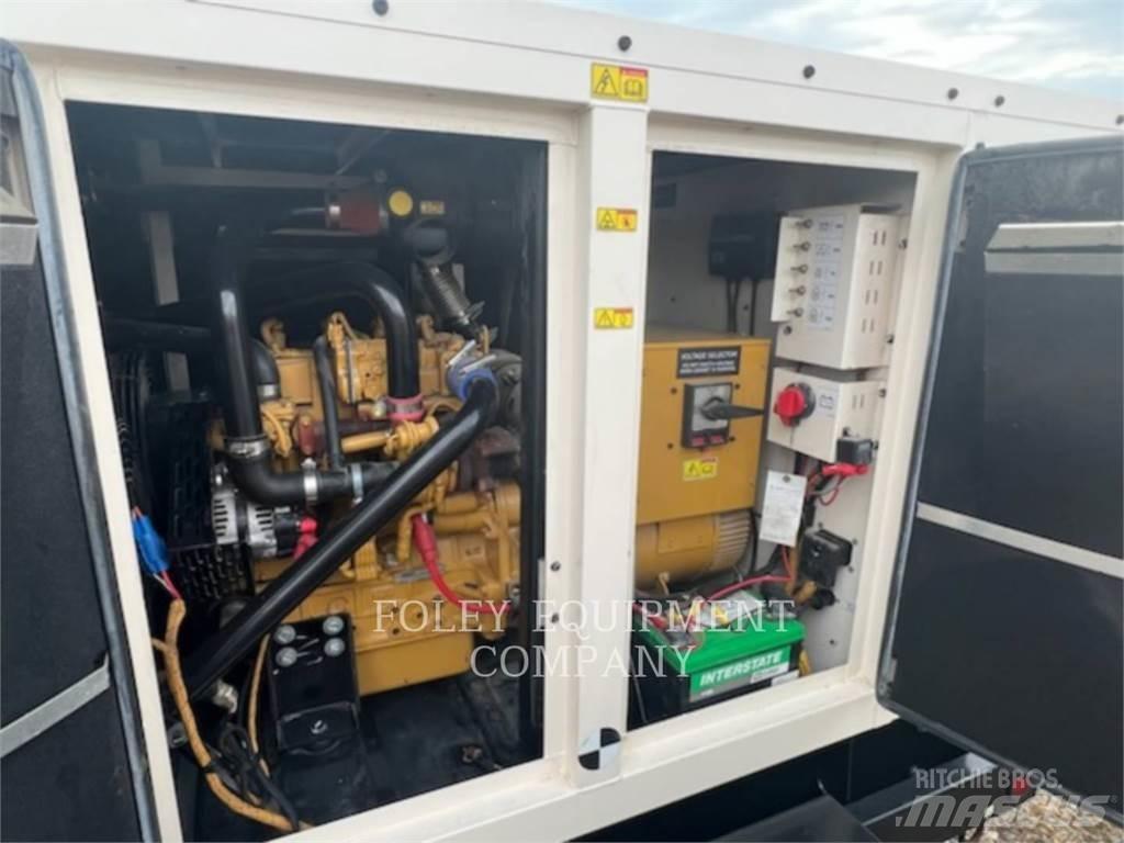 CAT XQ35KVA Ostatní generátory