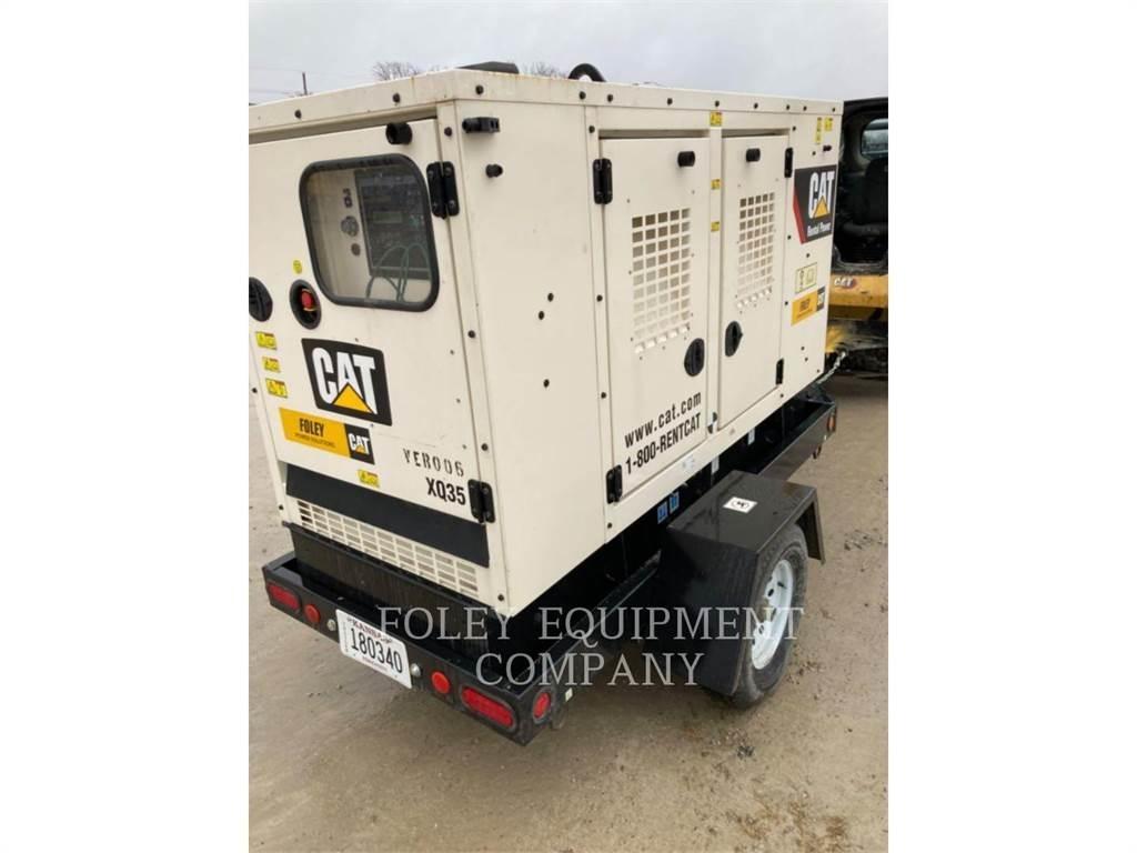 CAT XQ35KVA Ostatní generátory