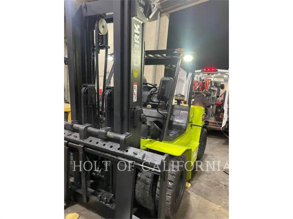 Clark C70D Dieselové vozíky