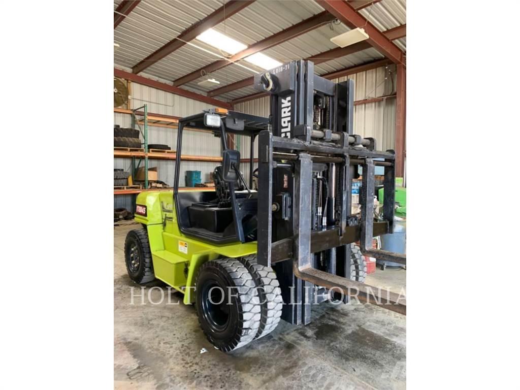 Clark C70D Dieselové vozíky