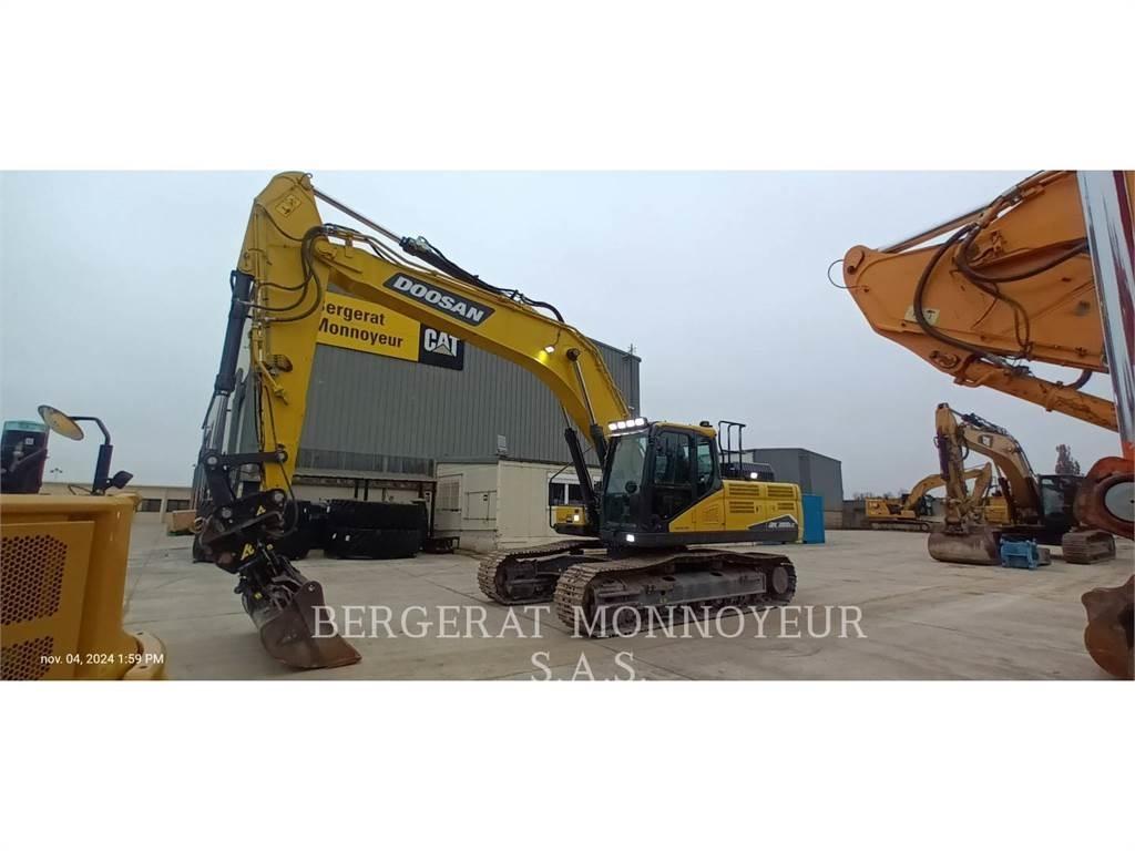 Doosan DX300 Pásová rýpadla