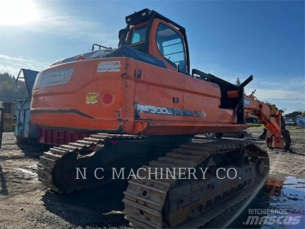 Doosan DX300LL Lesní traktory