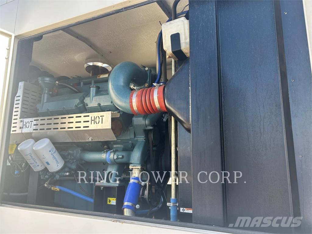 Doosan P180FE Průmyslové motory