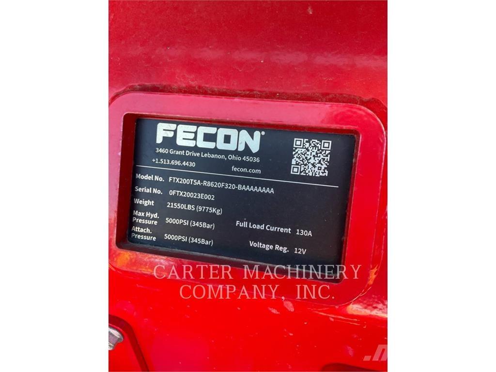 Fecon FTX200 Lesní traktory