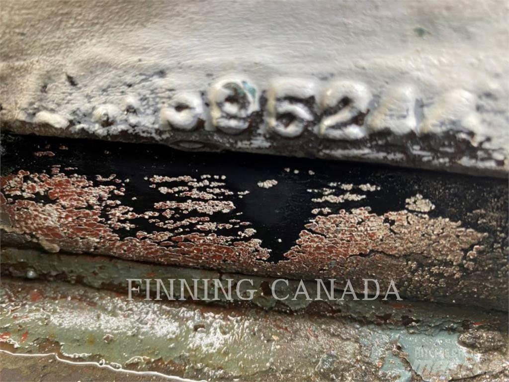 Finning M32 Povrchové vrtací stroje