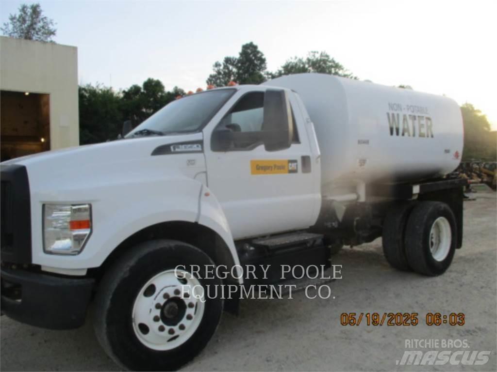 Ford F650 Cisternové vozy