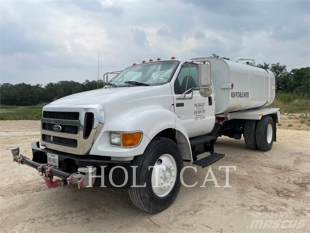 Ford F750 Cisternové vozy