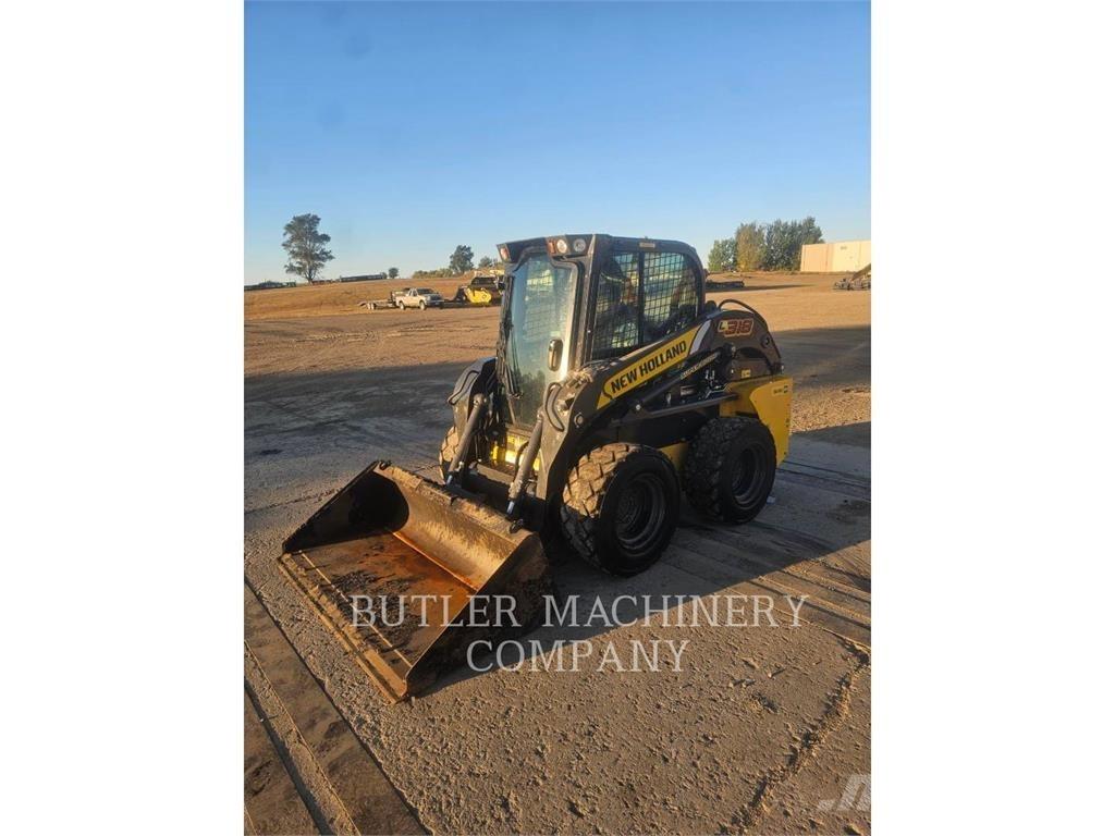 Ford / New Holland L318 Smykem řízené nakladače