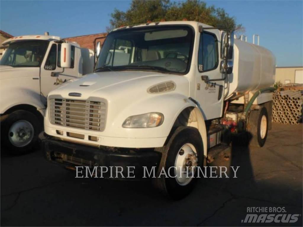 Freightliner 2K WT Cisternové vozy