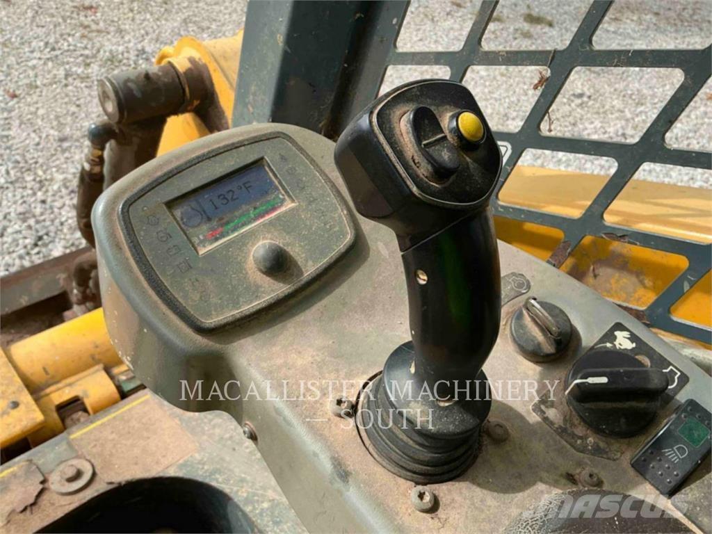 Gehl RT175 Pásové nakladače