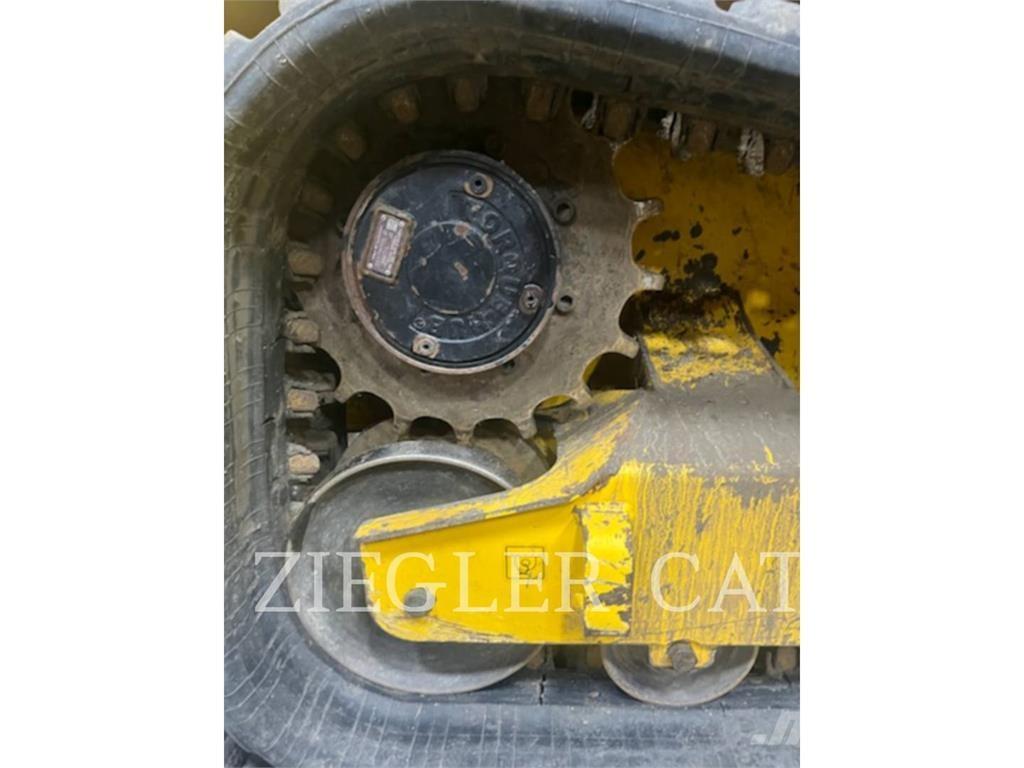 Gehl RT215 Pásové nakladače