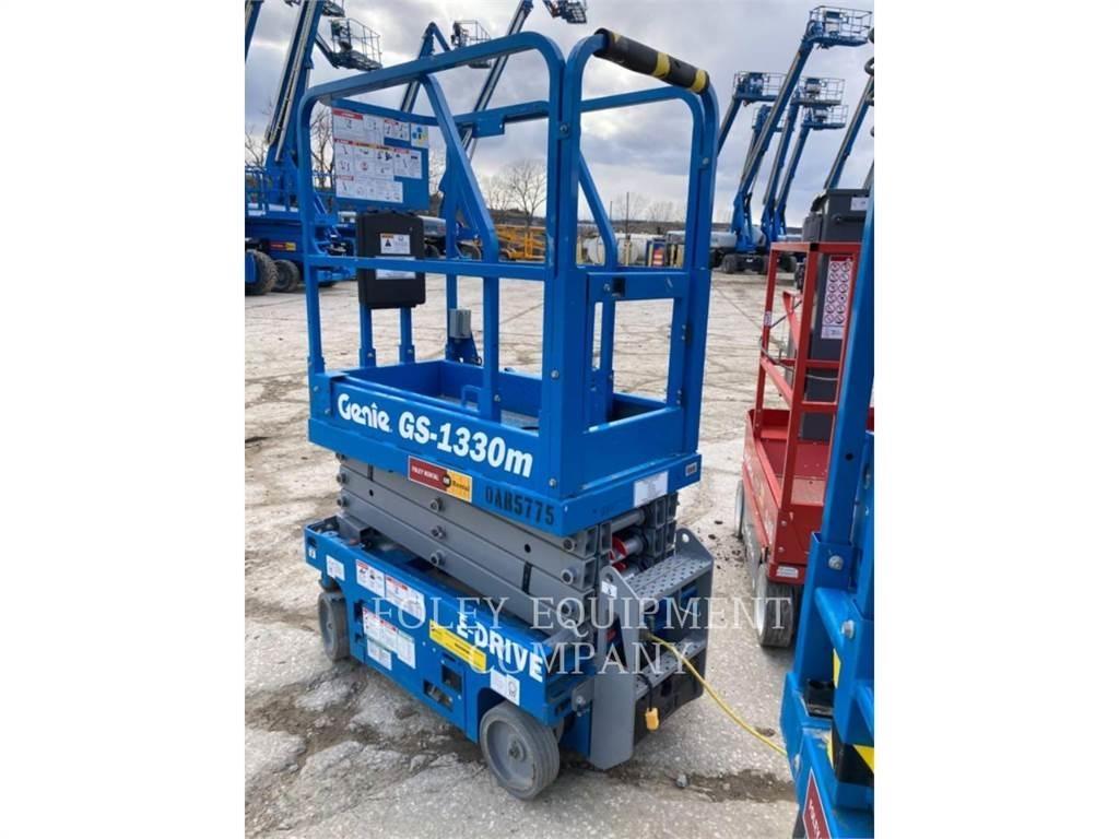 Genie GS1330 Nůžková zvedací plošina