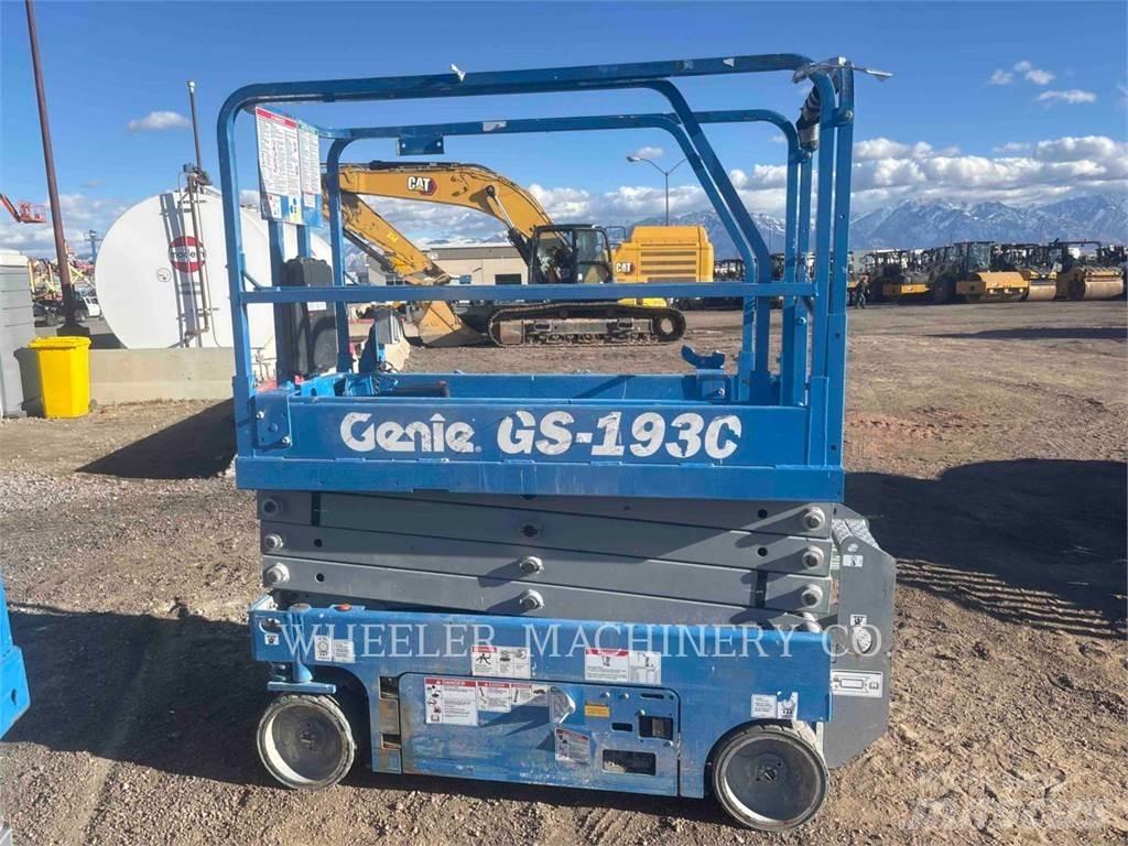 Genie GS1930 Nůžková zvedací plošina