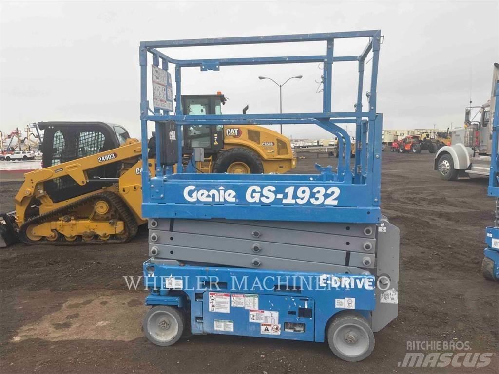 Genie GS1932 Nůžková zvedací plošina