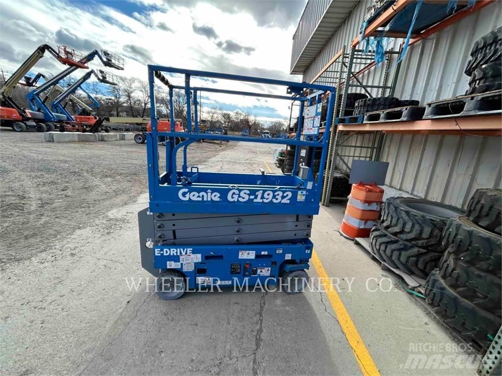 Genie GS1932 Nůžková zvedací plošina