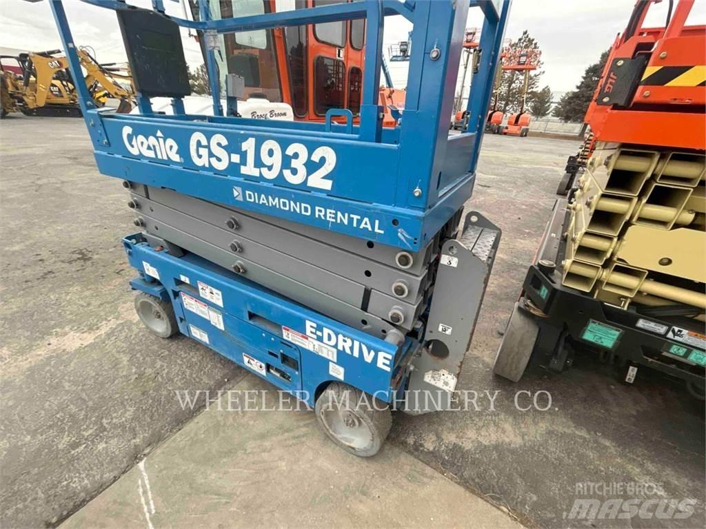 Genie GS1932 Nůžková zvedací plošina