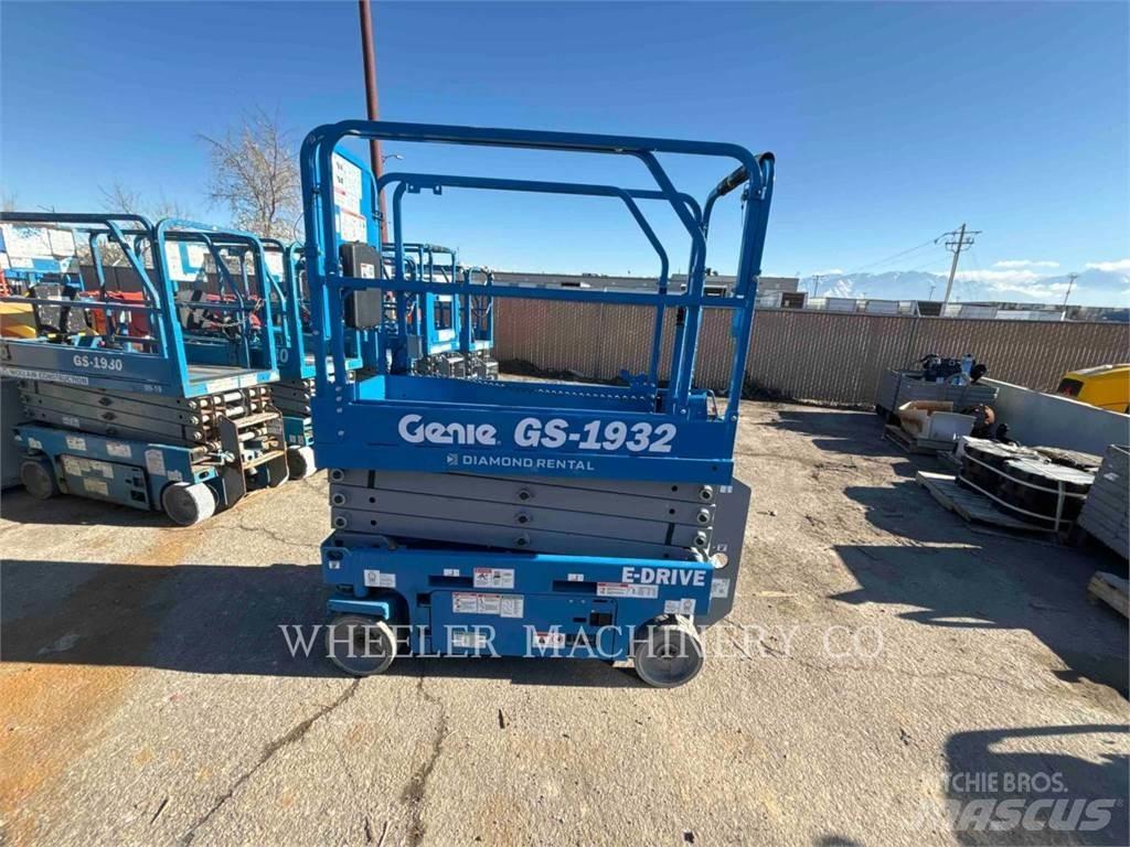 Genie GS1932 Nůžková zvedací plošina