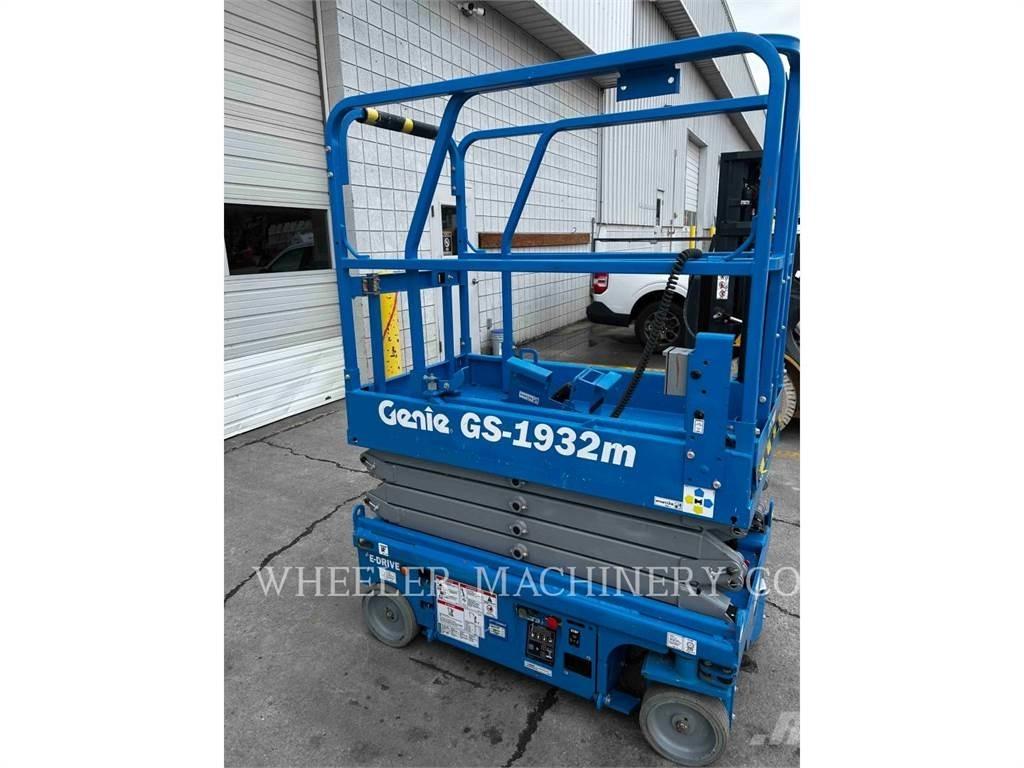 Genie GS1932M Nůžková zvedací plošina