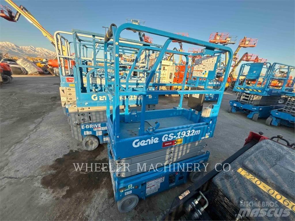 Genie GS1932M Nůžková zvedací plošina