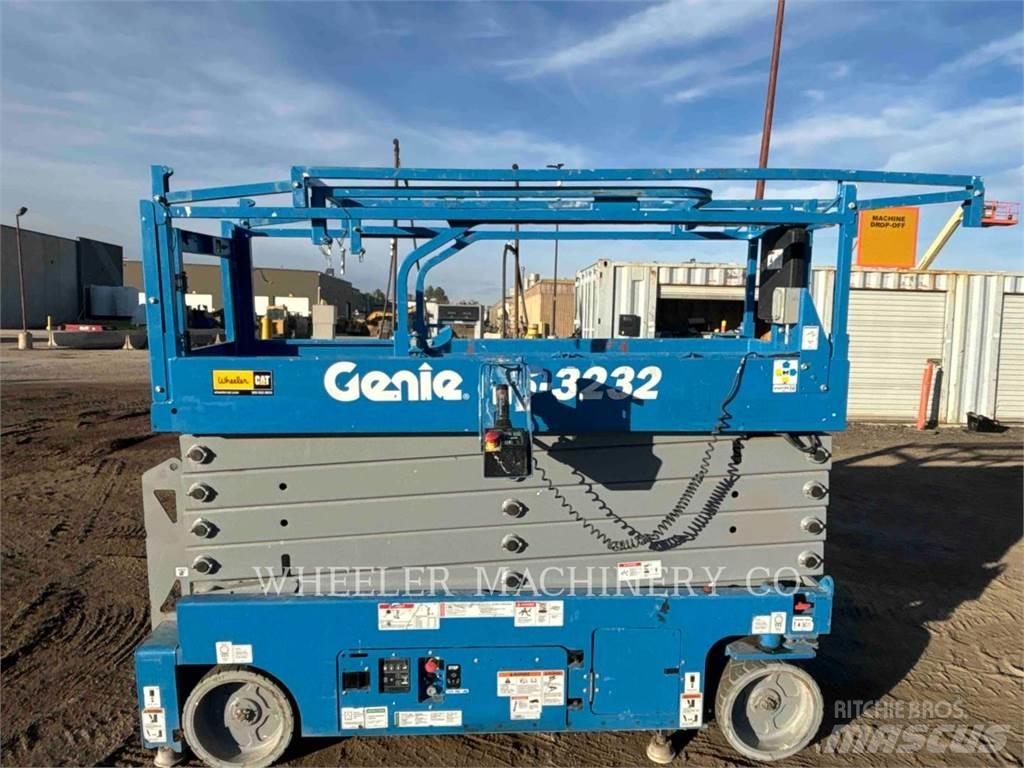 Genie GS3232 Nůžková zvedací plošina
