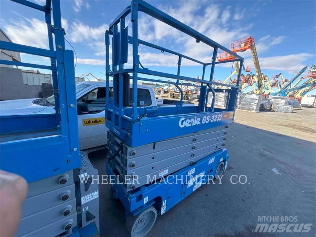 Genie GS3232 Nůžková zvedací plošina