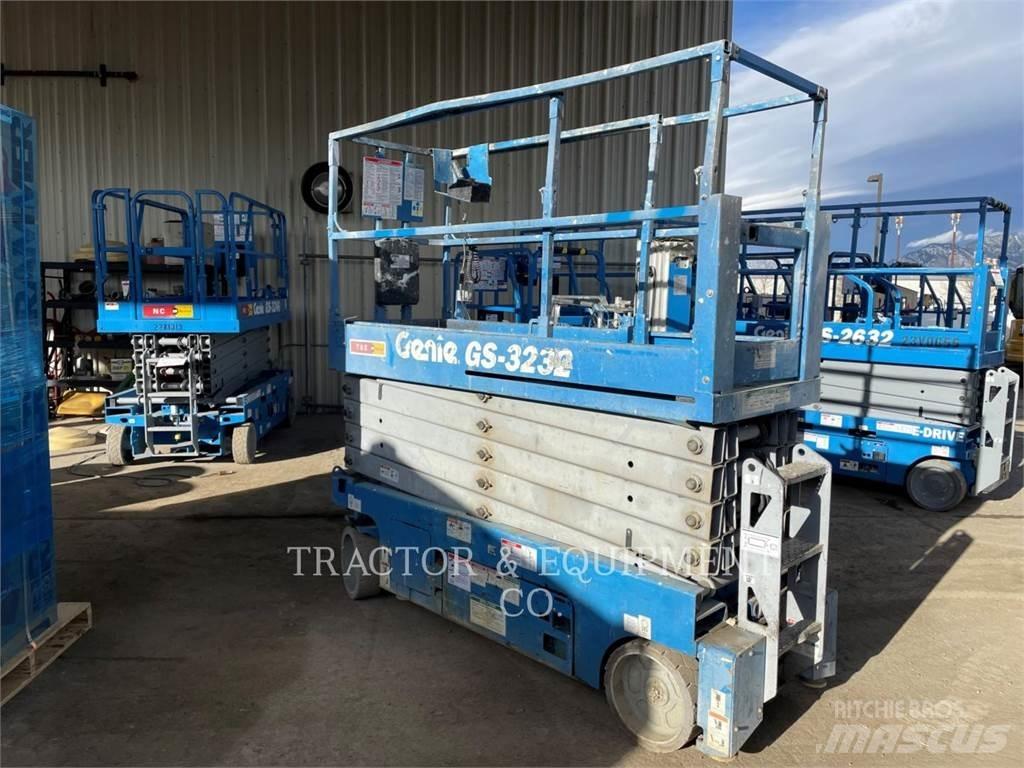Genie GS3232 Nůžková zvedací plošina