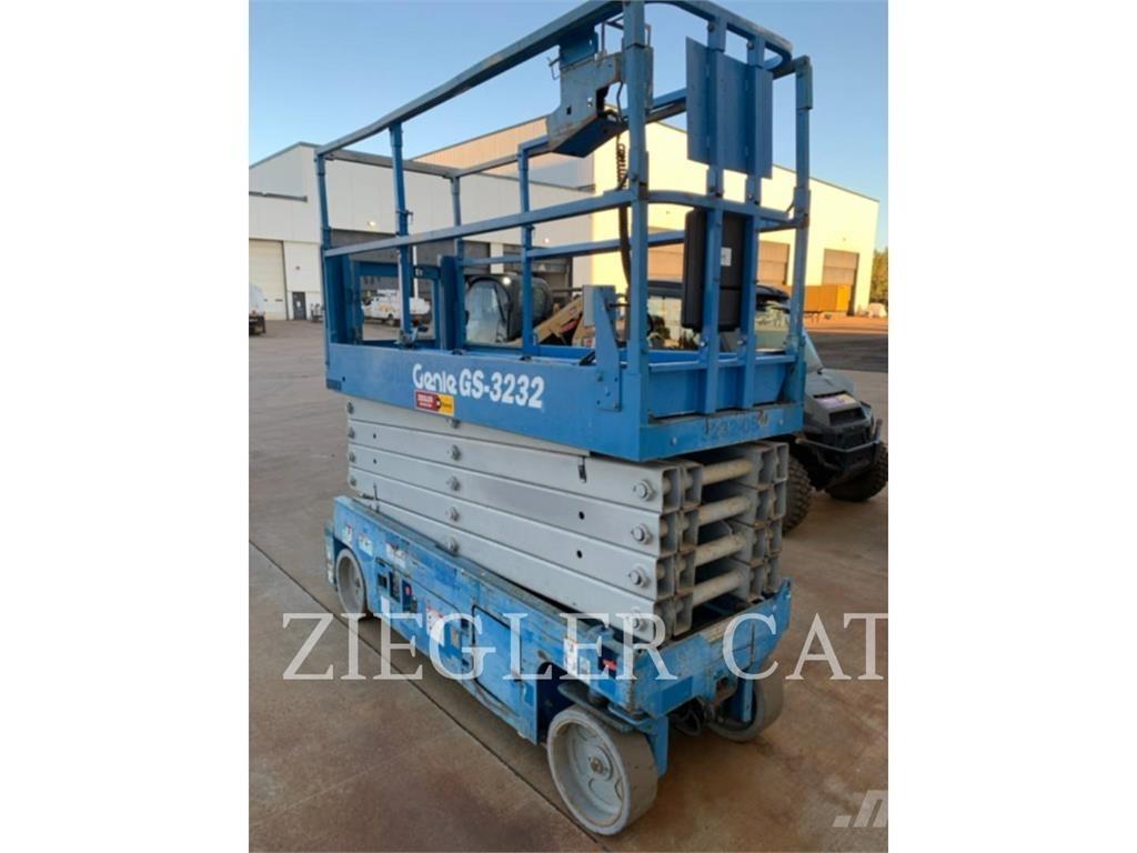 Genie GS3232 Nůžková zvedací plošina