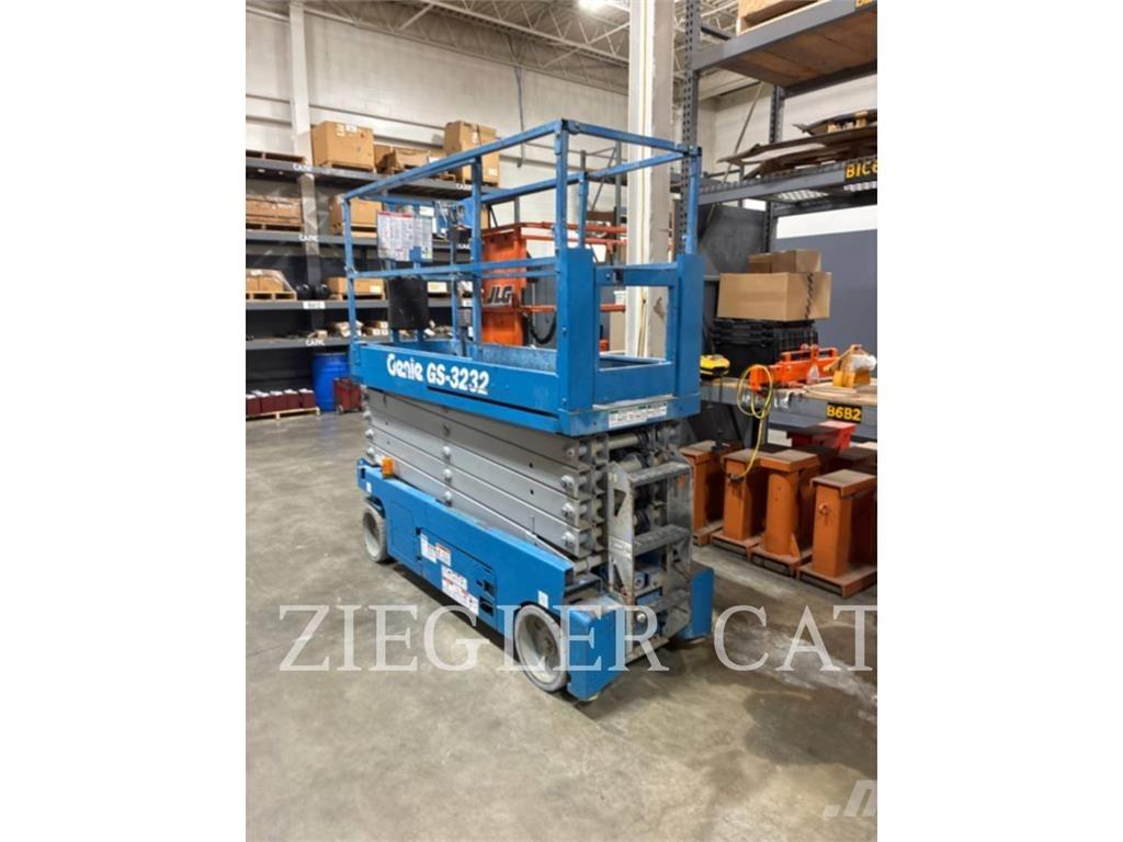 Genie GS3232 Nůžková zvedací plošina