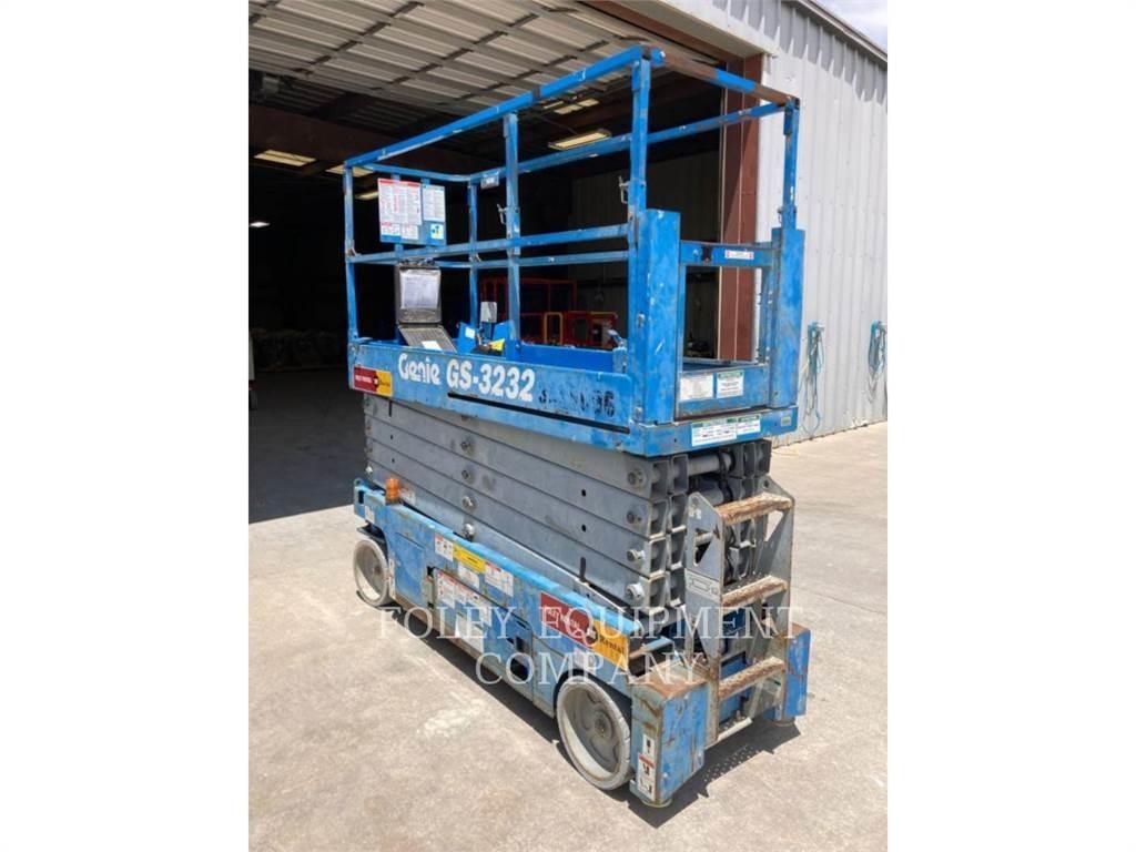 Genie GS3232O Nůžková zvedací plošina