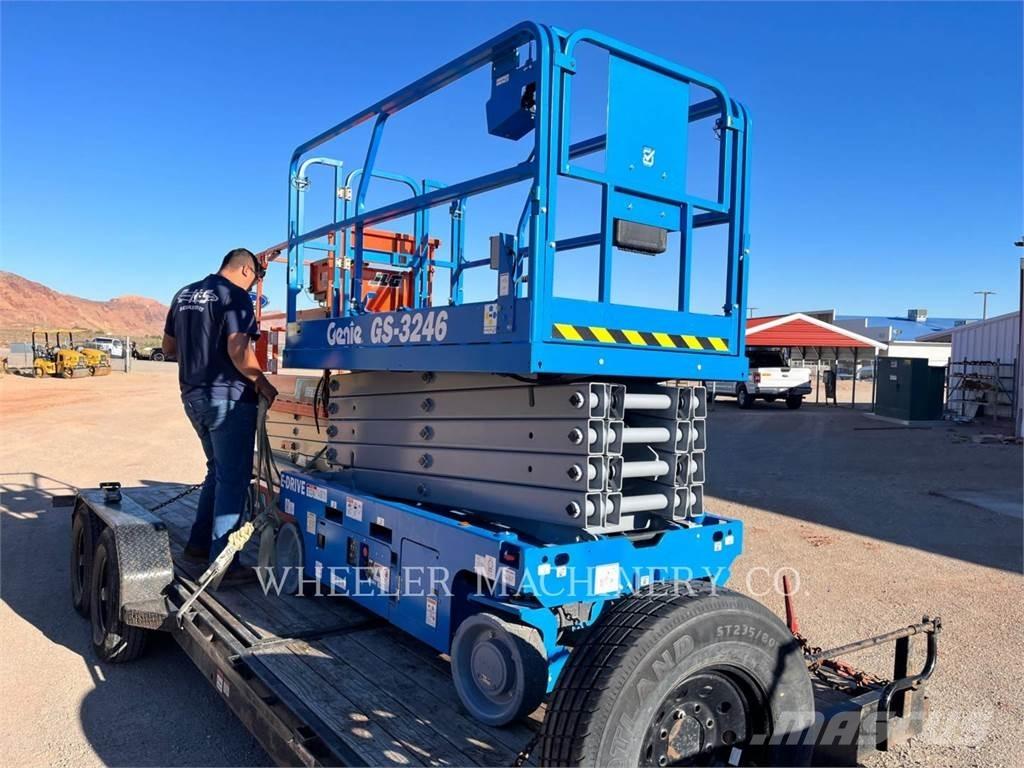 Genie GS3246 Nůžková zvedací plošina