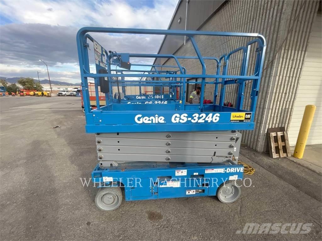 Genie GS3246 Nůžková zvedací plošina