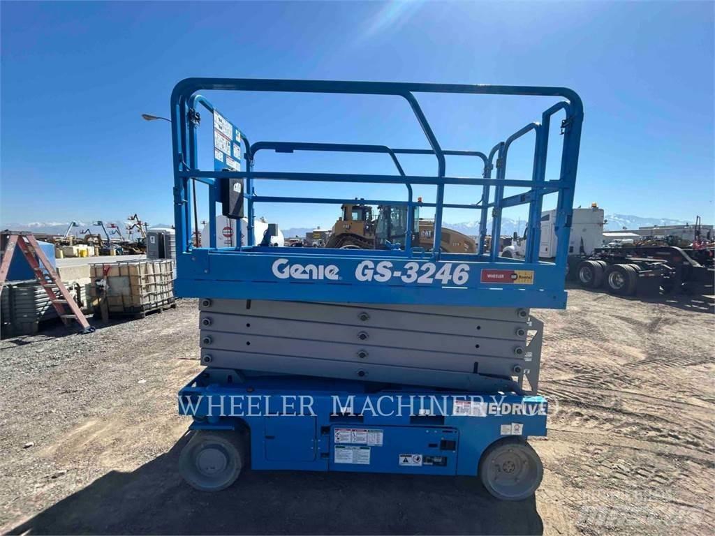 Genie GS3246 Nůžková zvedací plošina